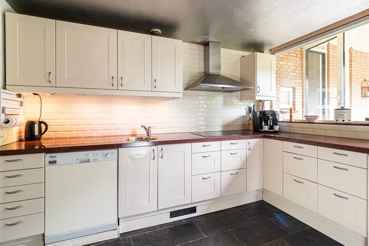 Photo 12 of Lijsterbeslaan 15