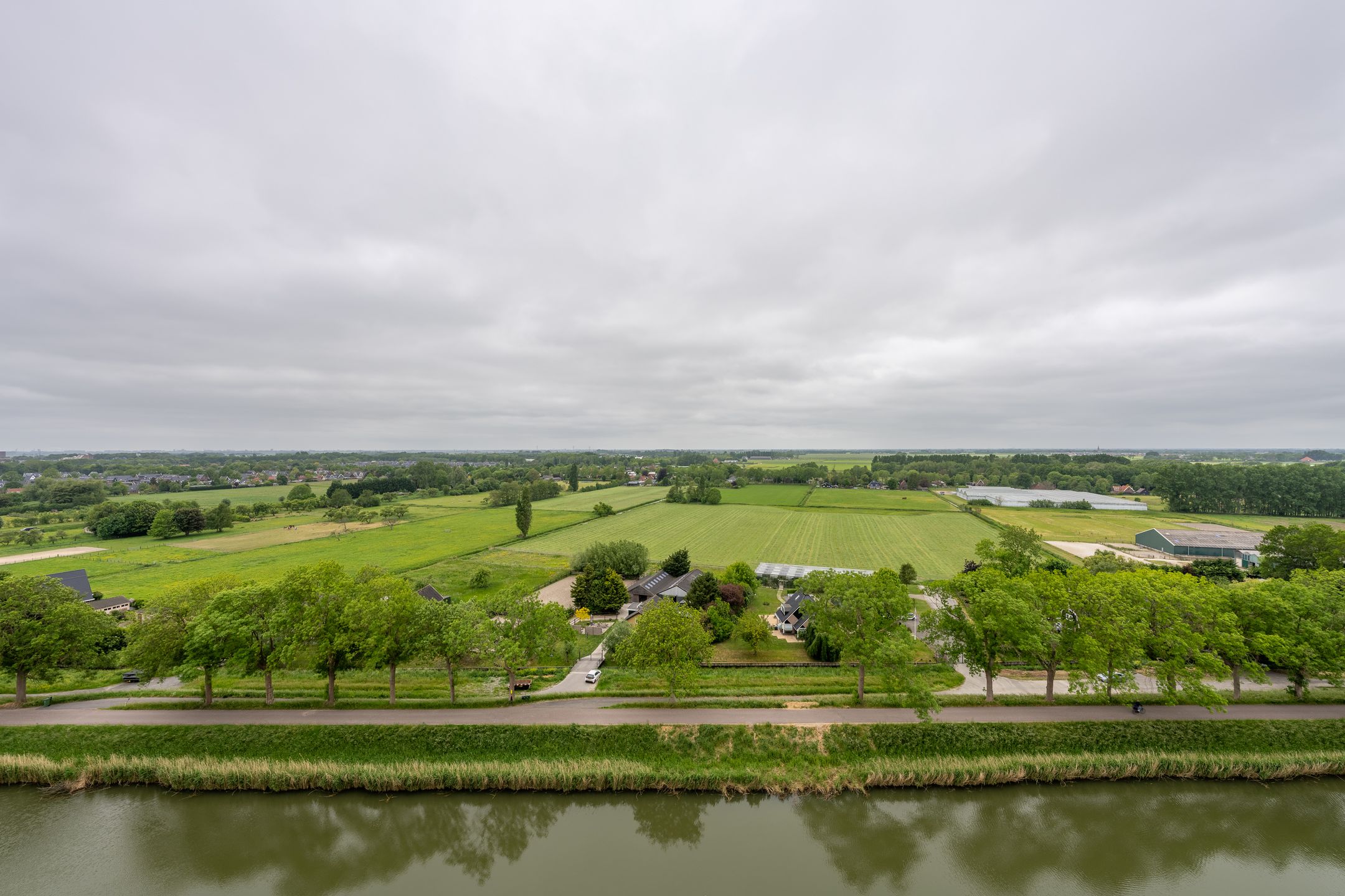 Foto 24 van Burgemeester D. Kooimanweg 659