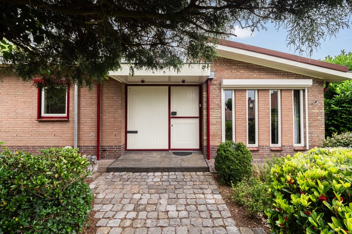 Photo 17 of Lijsterbeslaan 15