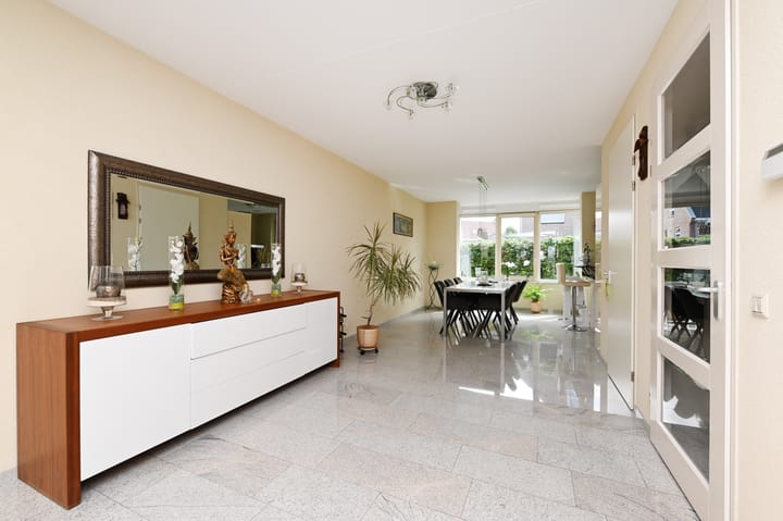 Foto 22 van Sint Helena 8