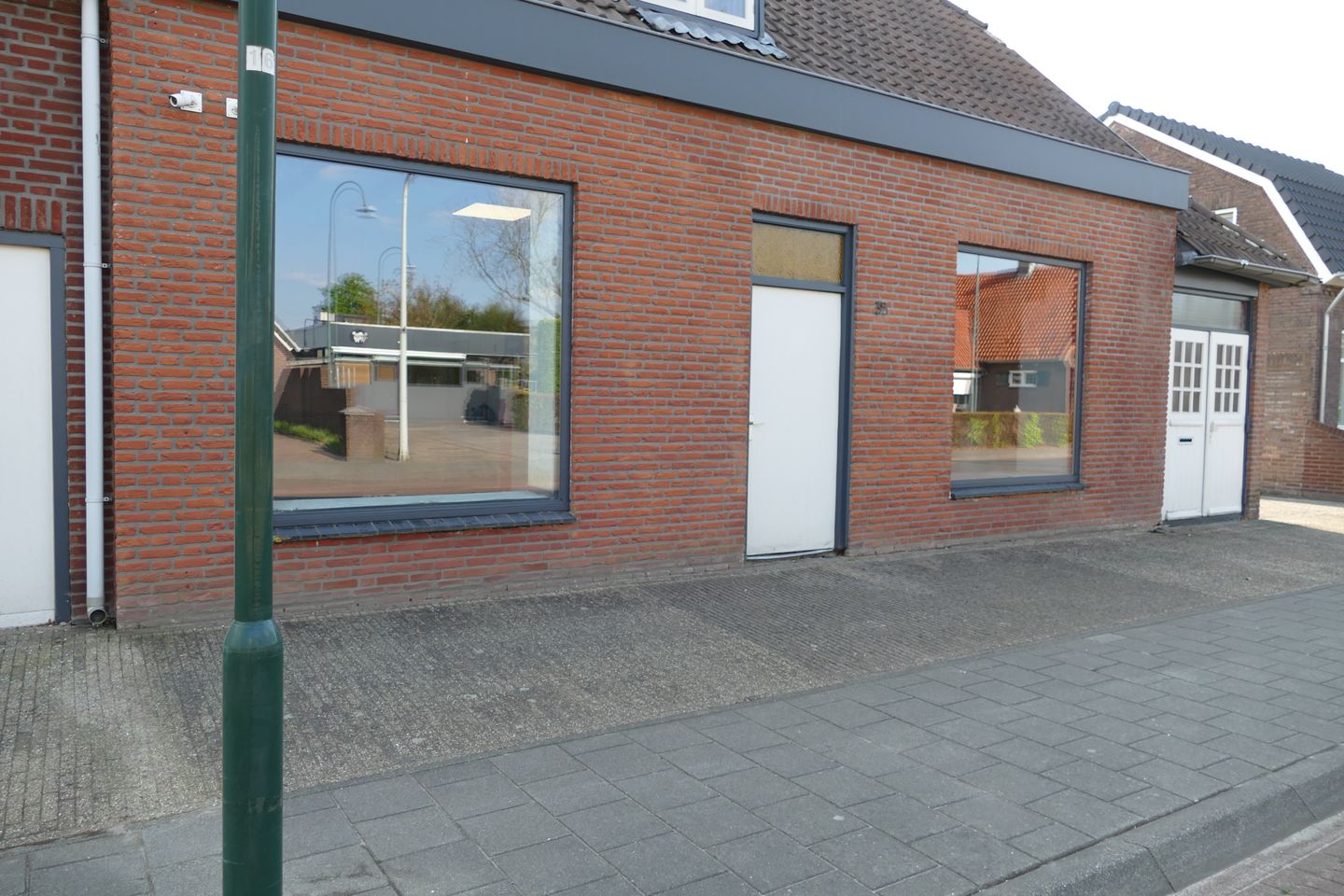 Bekijk foto 1 van Oude-Molenweg 35