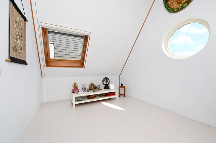 Foto 51 van Sint Helena 8