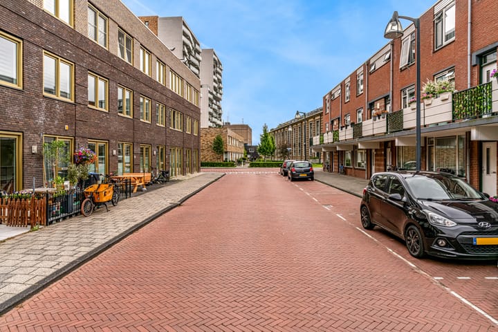 Foto 29 van Musschenbroekstraat 16