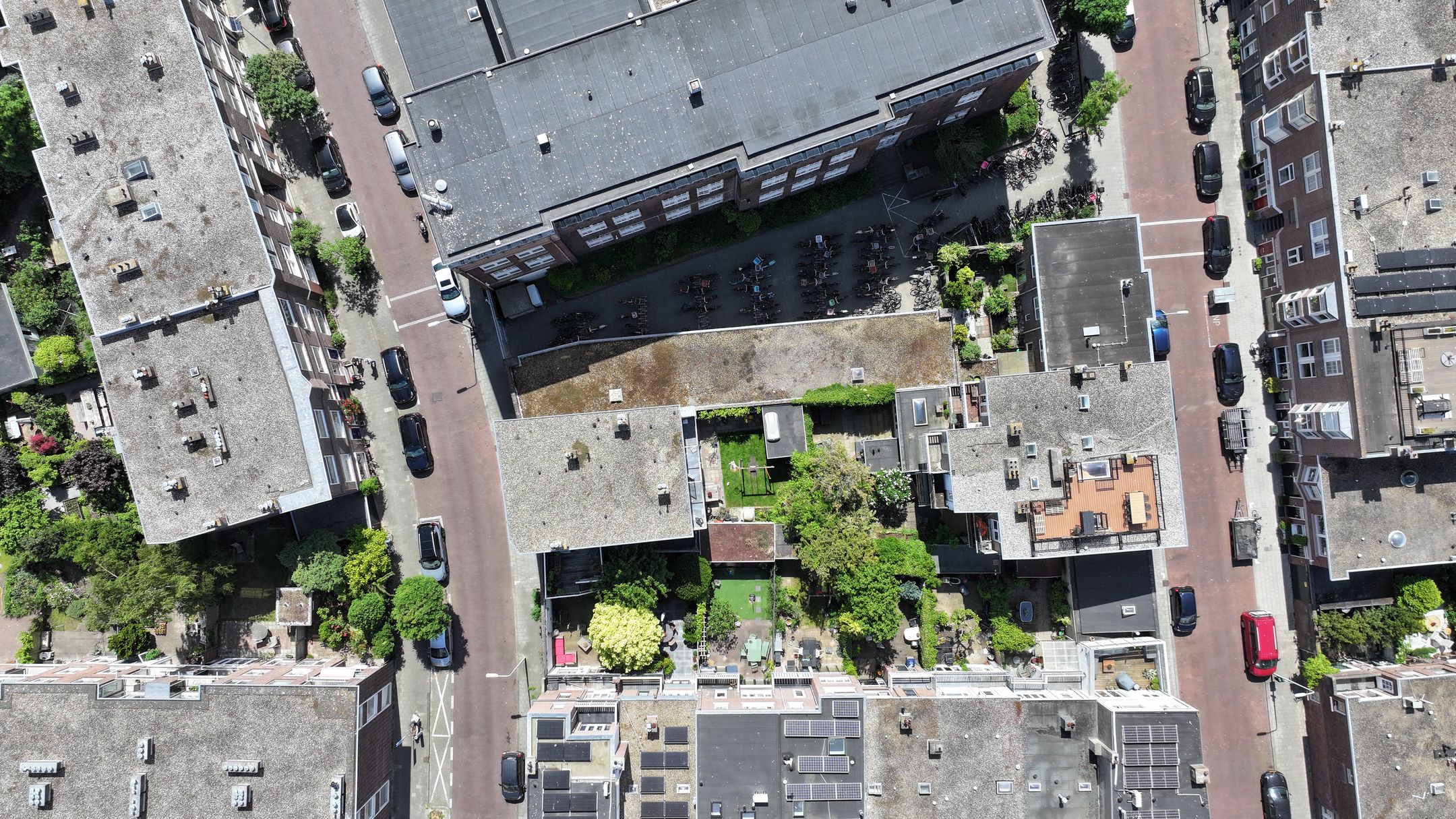 Foto 36 van Pijnboomstraat 112