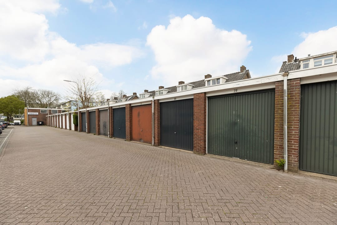 Foto 1 van Hoveniersplein 20