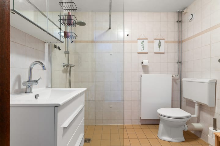 Foto 4 van Vrouwburgerswei 3