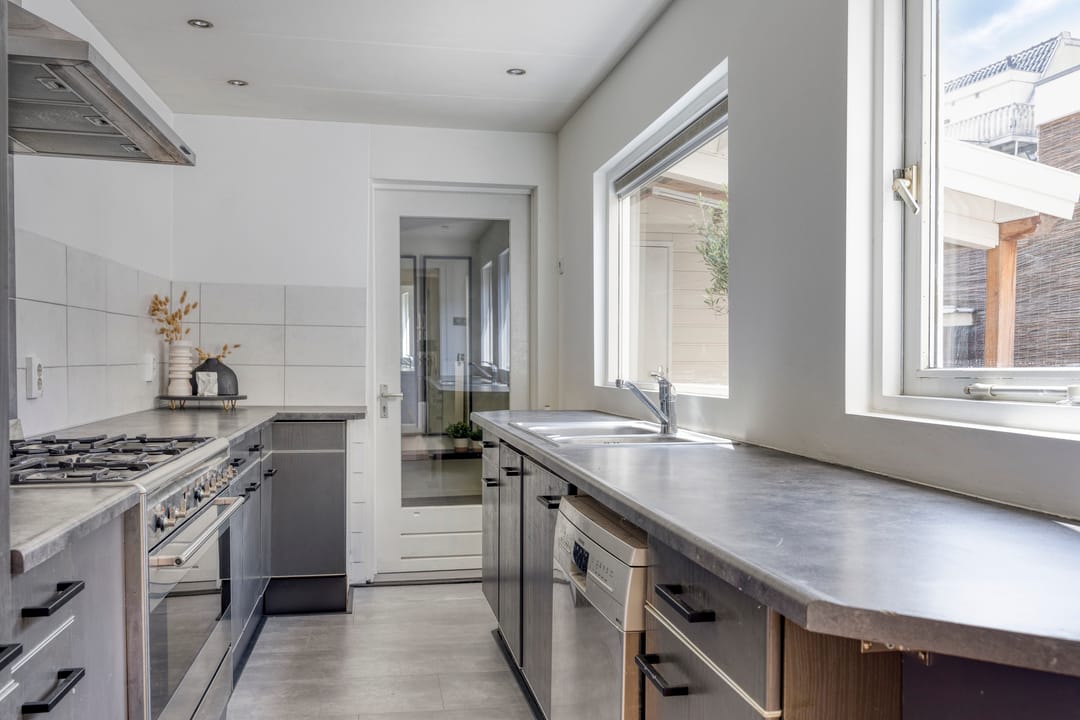 Photo 8 of Schoolmeestersstraat 6