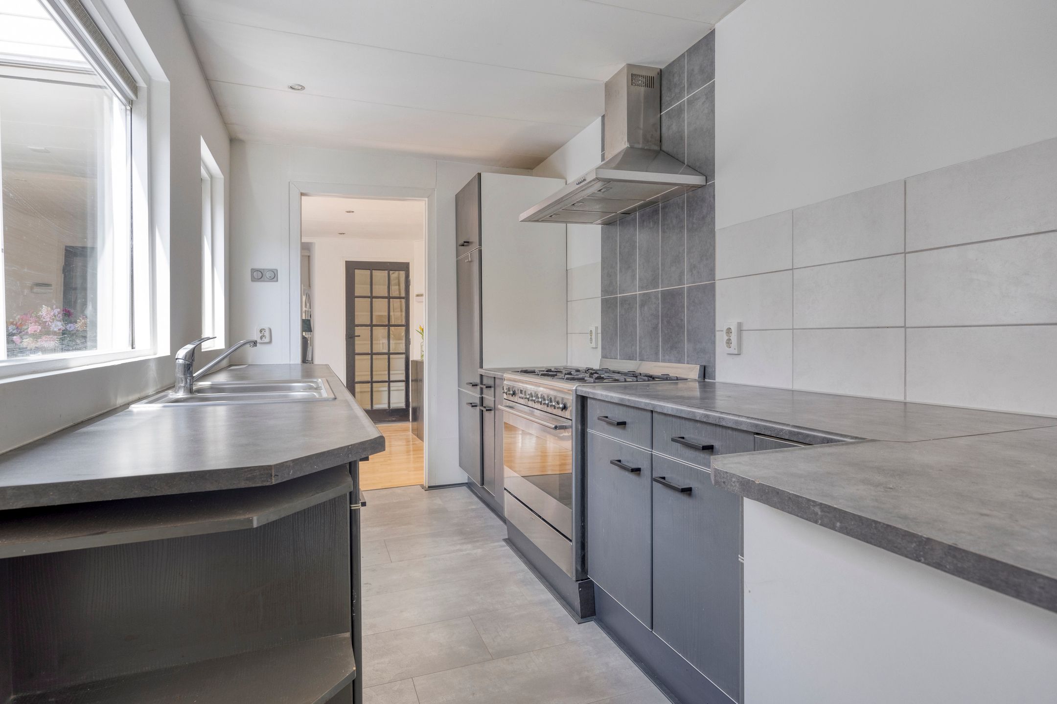 Photo 9 of Schoolmeestersstraat 6