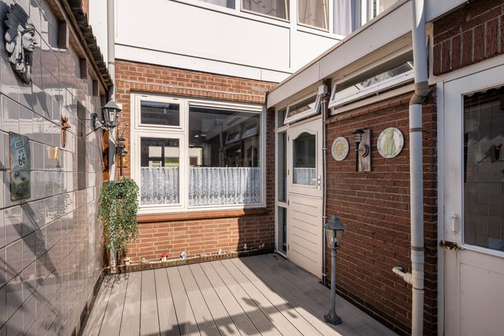 Foto 10 van Puttershoeksestraat 25