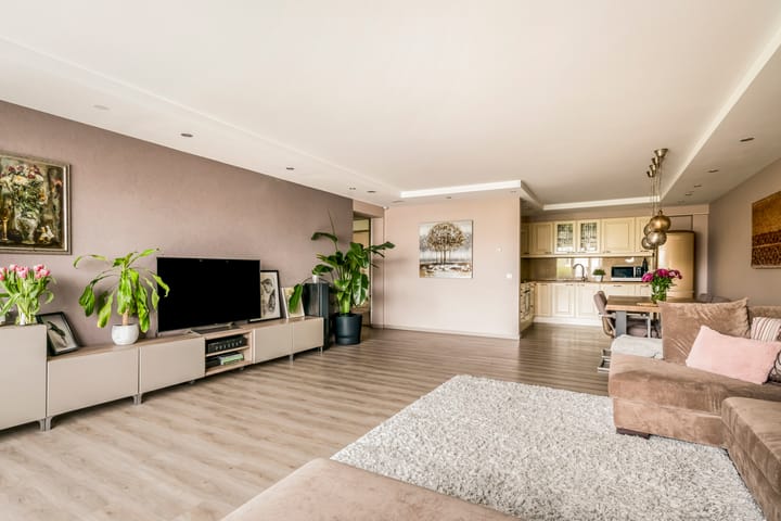 Foto 3 van C. van Eesterenlaan 328