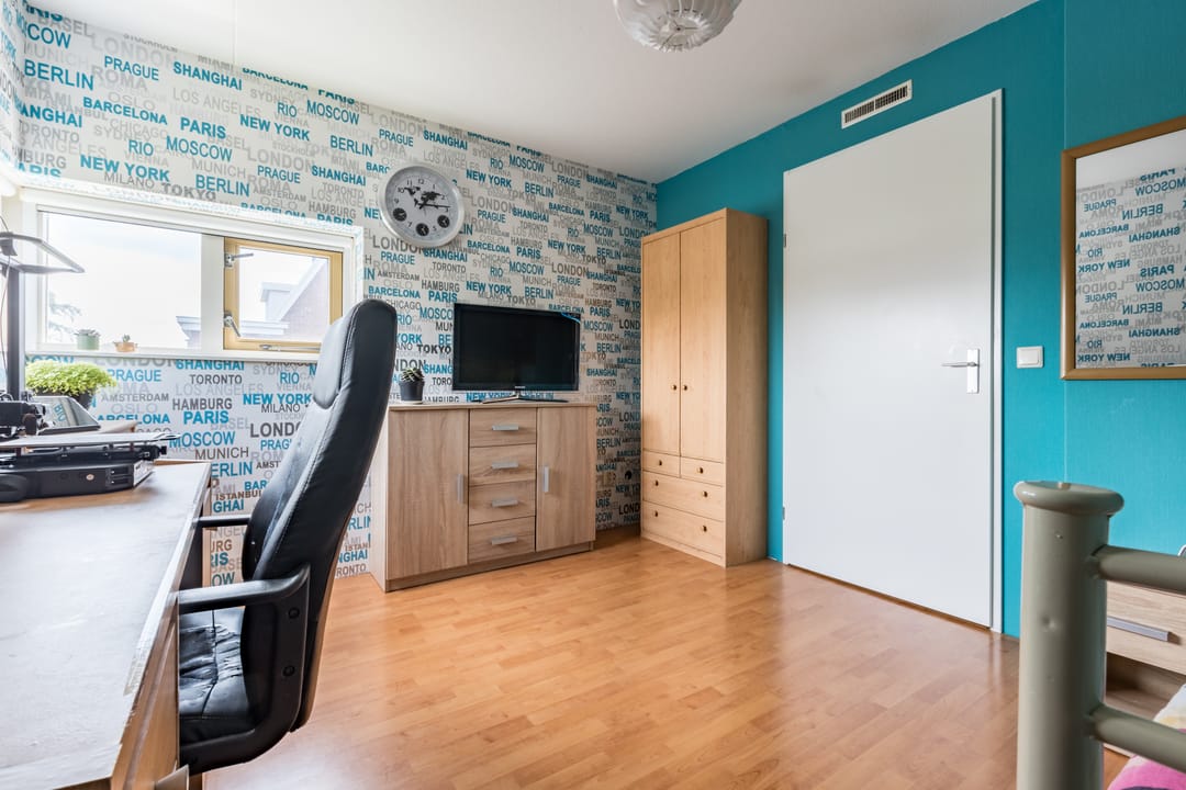 Photo 17 of Neeltje Lokerseland 42