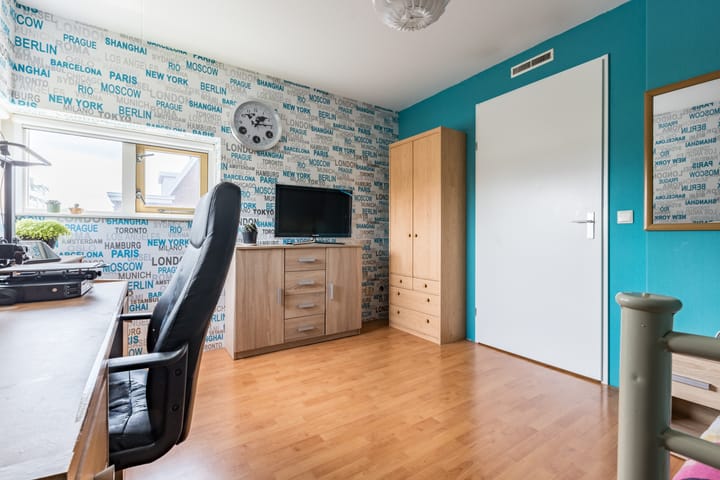 Foto 17 van Neeltje Lokerseland 42