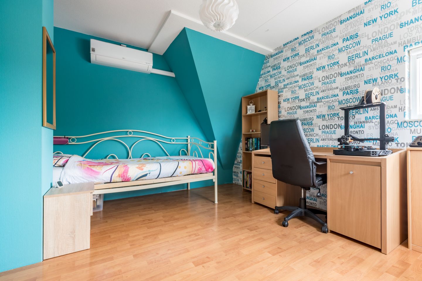 Photo 19 of Neeltje Lokerseland 42