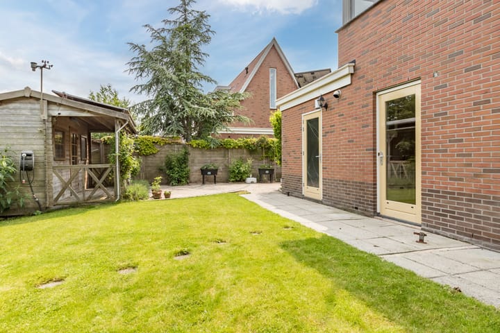 Foto 31 van Neeltje Lokerseland 42