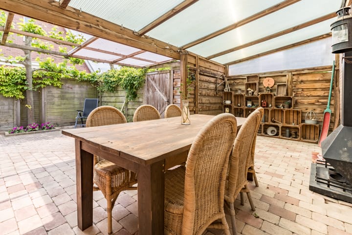 Foto 35 van Neeltje Lokerseland 42