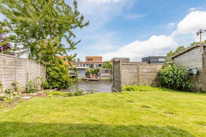 Foto 36 van Neeltje Lokerseland 42