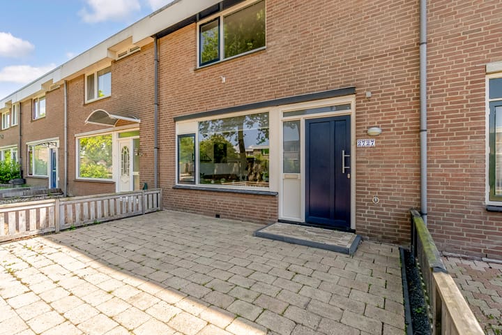 Foto 2 van Botter 27 27