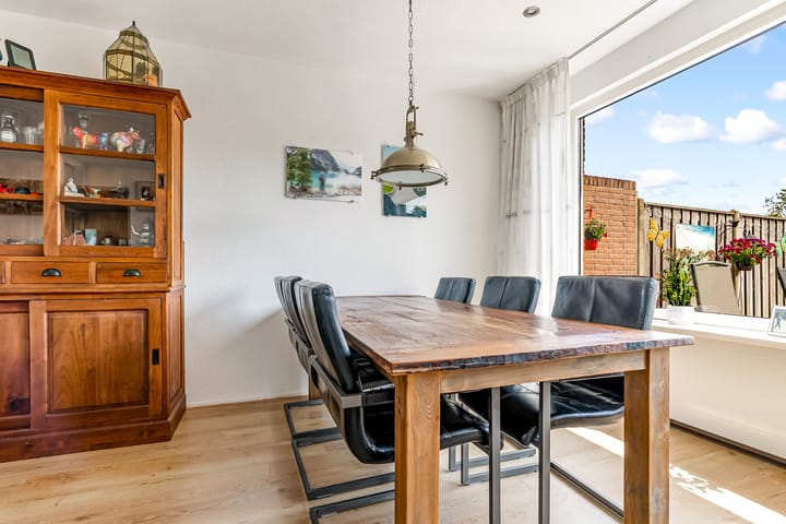 Foto 8 van Botter 27 27