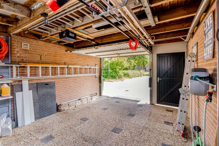 Foto 29 van Botter 27 27