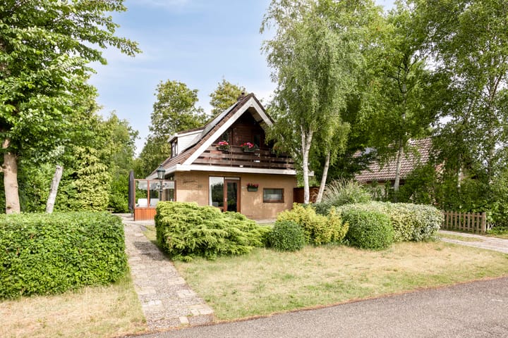 Photo 1 of Robbenoort 70