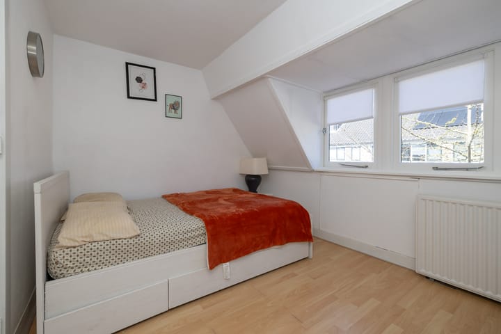 Photo 16 of Bakkerstraat 114