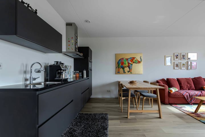Photo 4 of Frederik Hendriklaan 50-B05