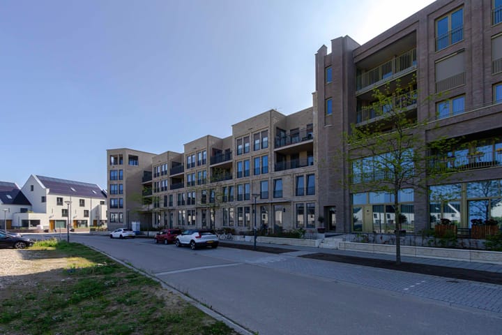 Foto 19 van Frederik Hendriklaan 50-B05
