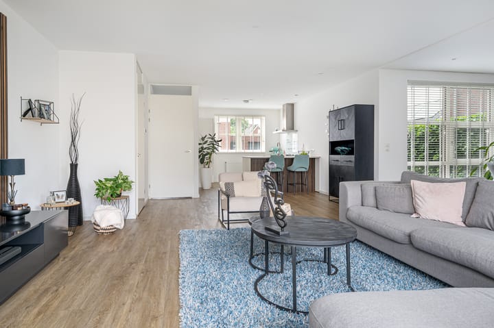 Photo 12 of Tongelreep 3