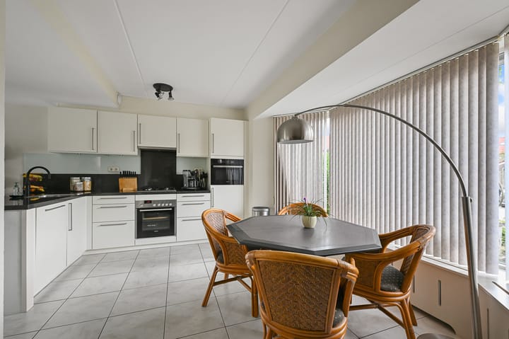 Foto 8 van Suze Groenewegstraat 59