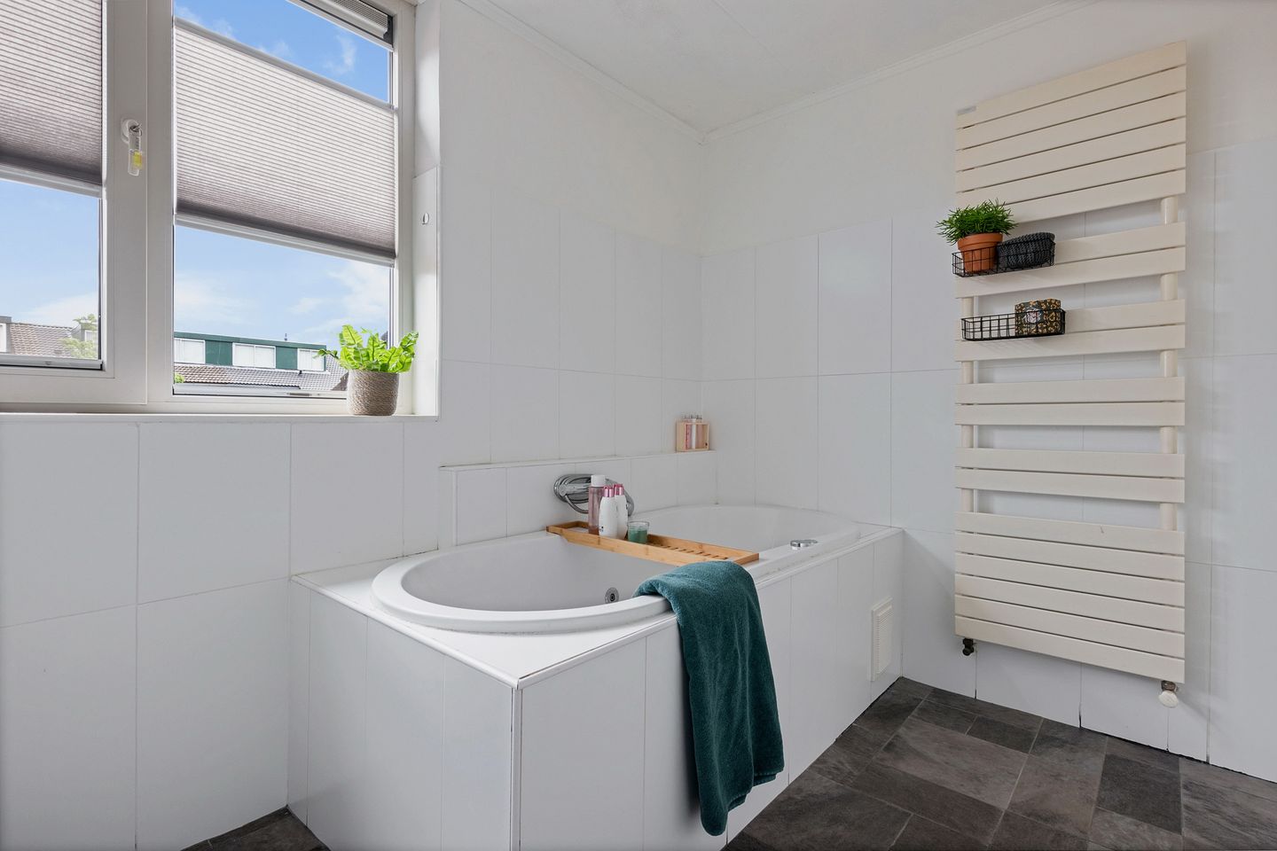 Photo 29 of Ronhaarstraat 32