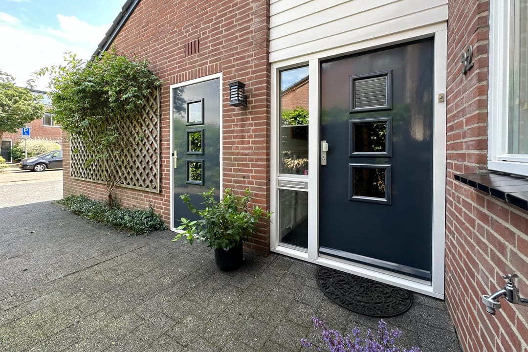 Photo 43 of Ronhaarstraat 32