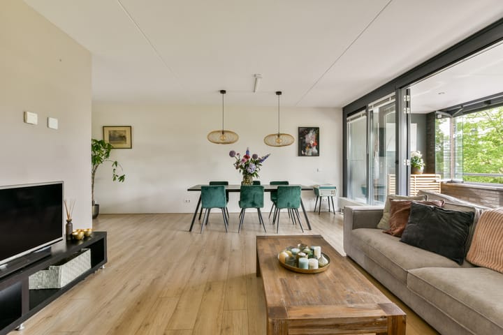 Foto 6 van Eva Besnyöstraat 495