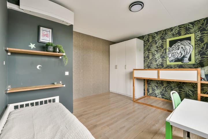 Foto 19 van Eva Besnyöstraat 495