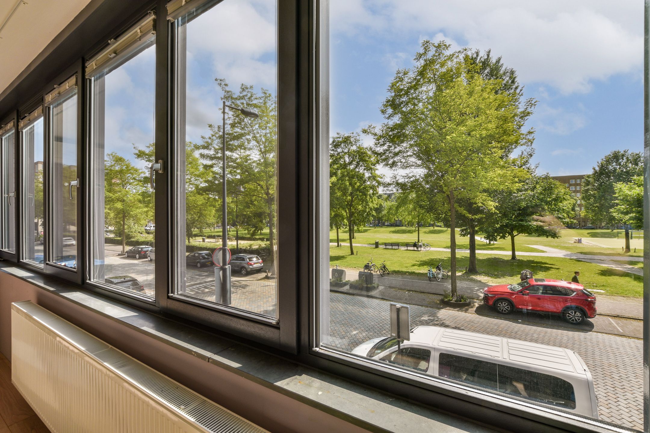 Foto 27 van Eva Besnyöstraat 495