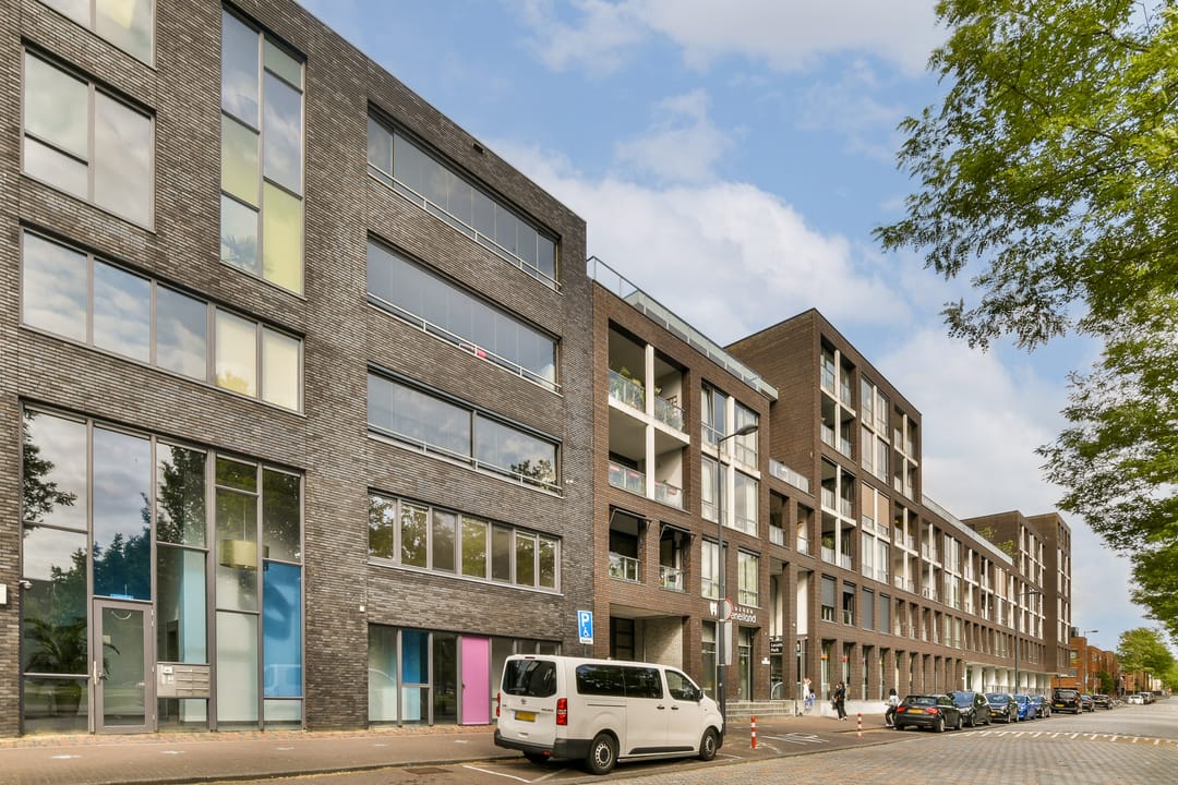 Foto 32 van Eva Besnyöstraat 495