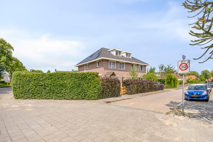 Foto 4 van Meerweg 20