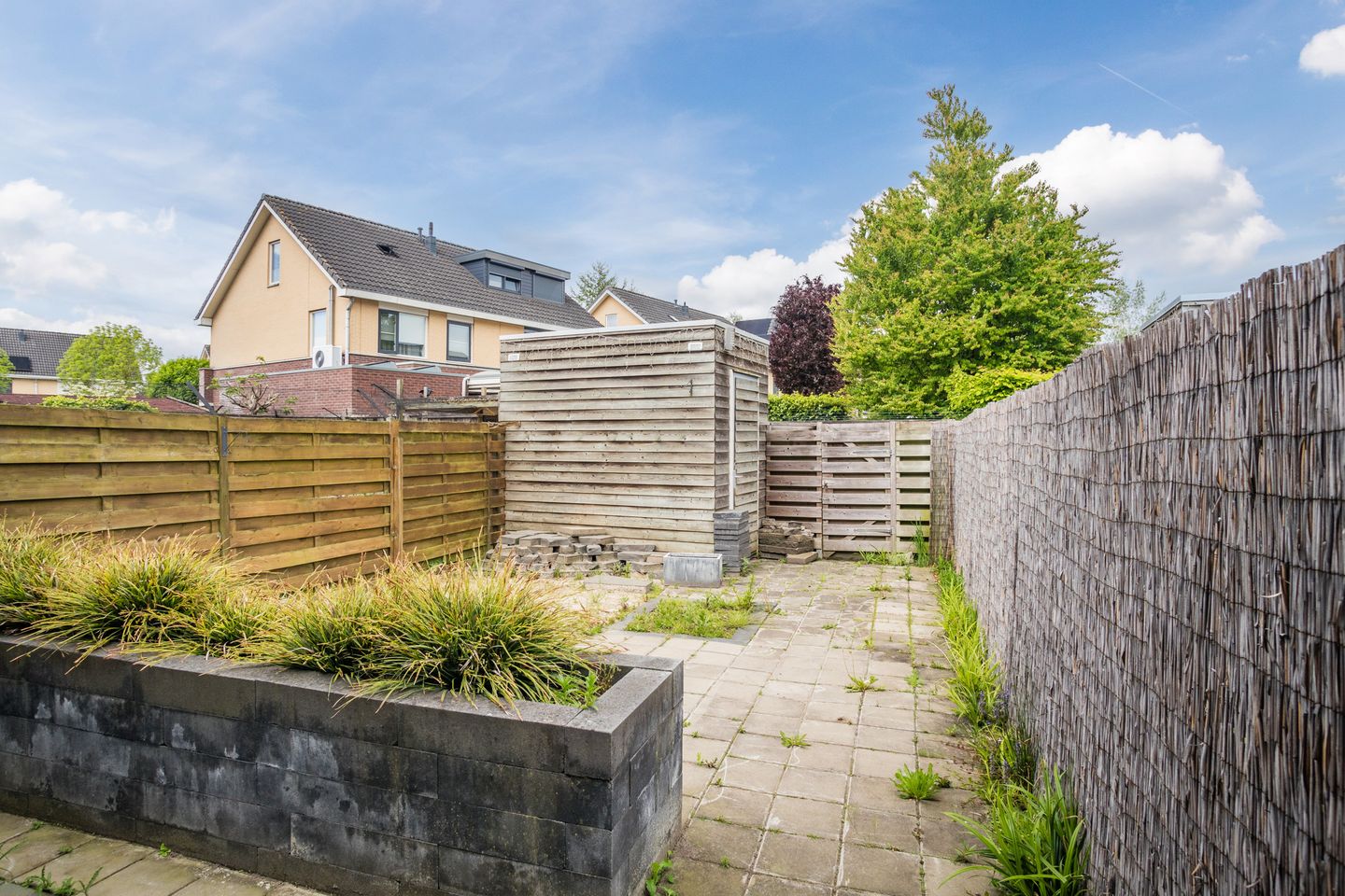 Foto 25 van Spalterven 64