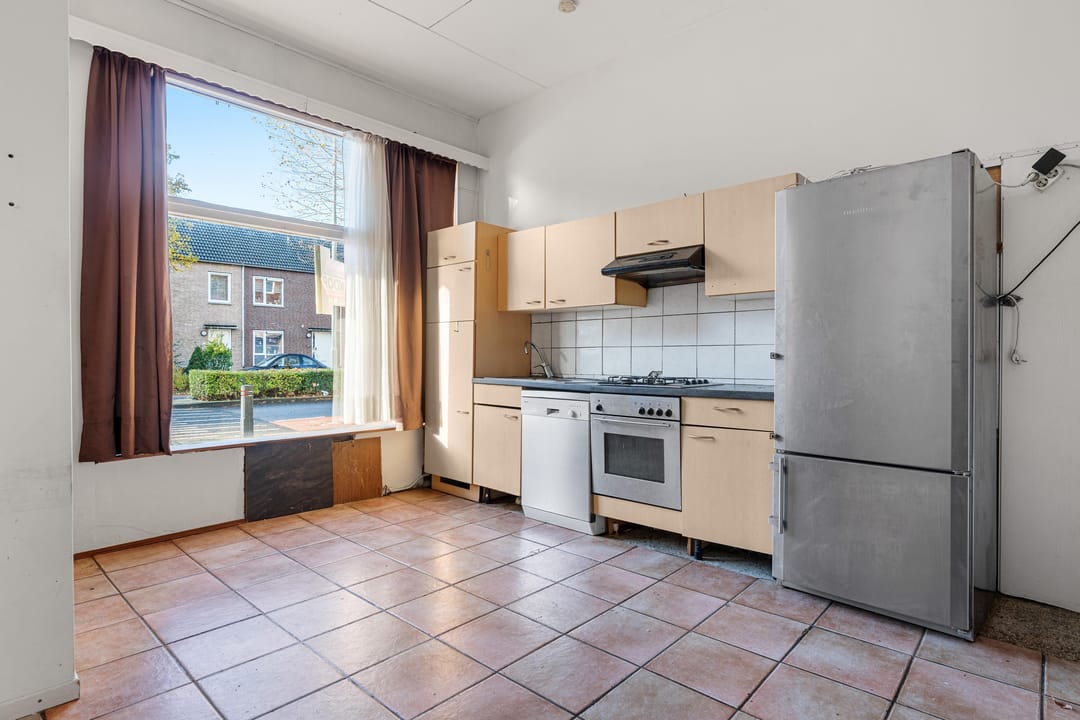 Foto 13 van Burg. Lemmensstraat 224