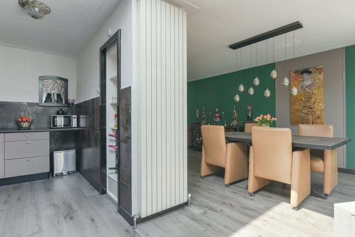 Foto 9 van Jan van Gentstraat 8