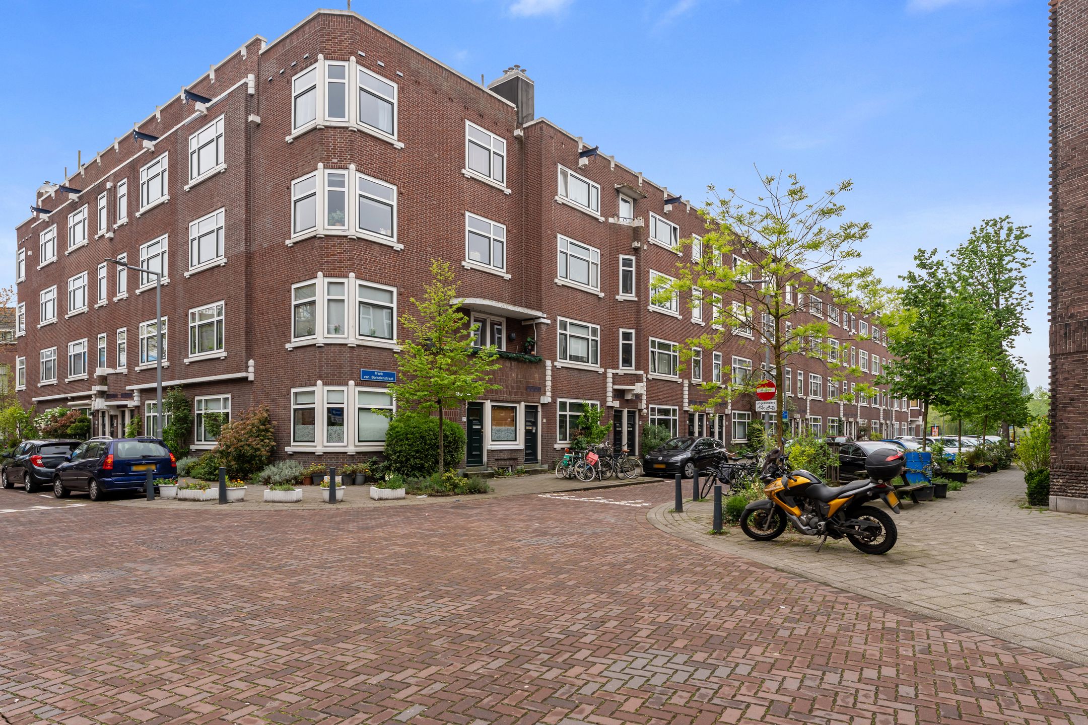 Foto 27 van Frank van Borselenstraat 8-A