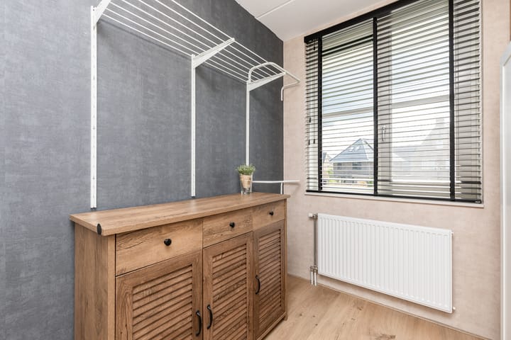 Foto 54 van Lev Landaustraat 10