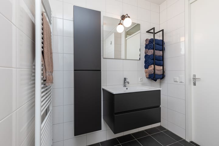 Foto 62 van Lev Landaustraat 10