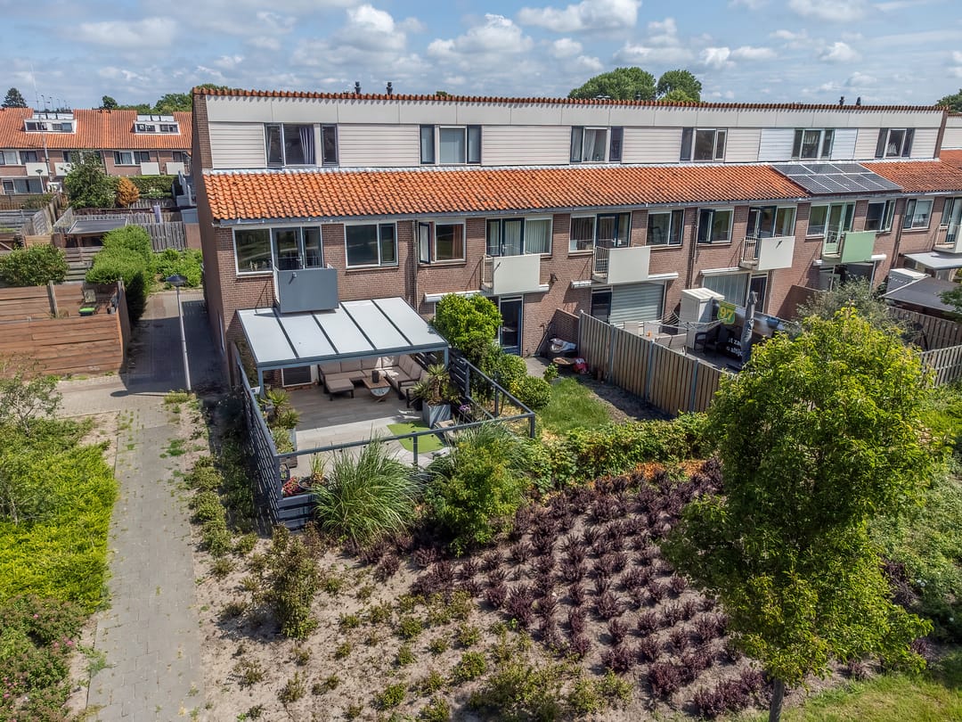 Foto 2 van Springvloed 9