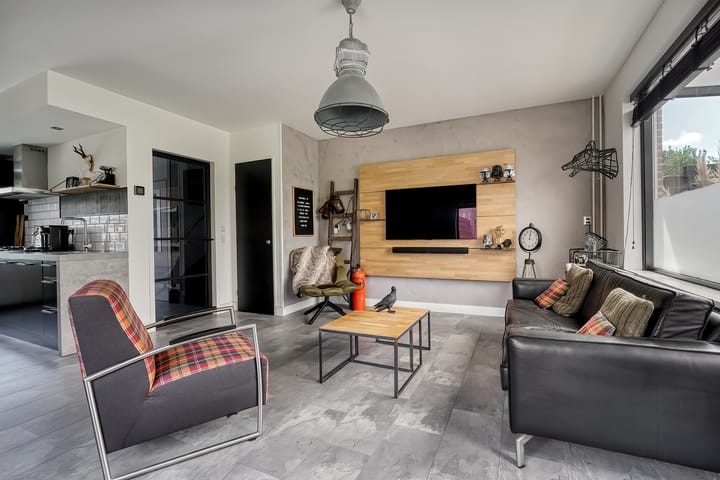 Foto 12 van Springvloed 9