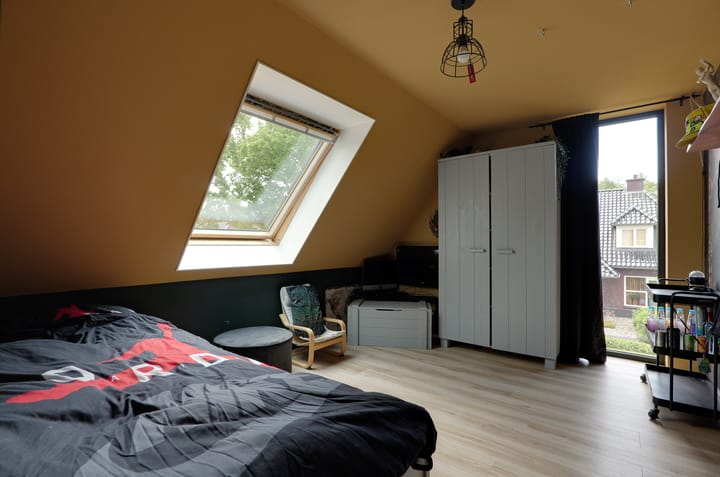 Foto 36 van Tiengastraat 14-A