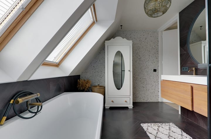 Foto 45 van Tiengastraat 14-A