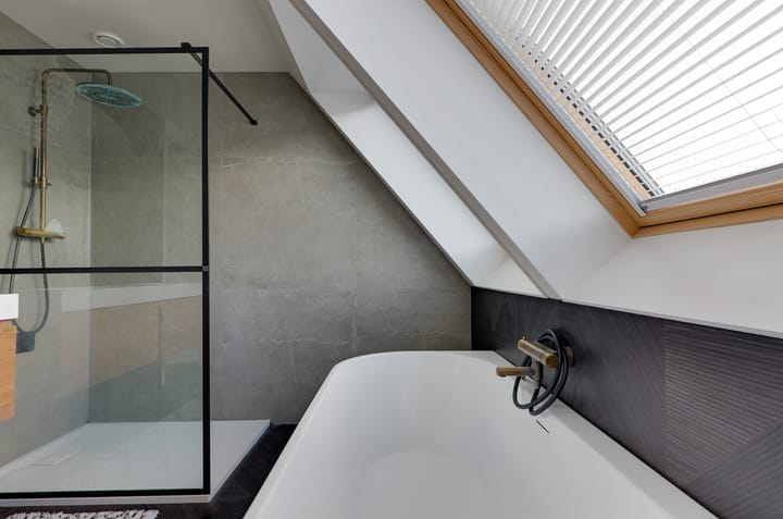 Foto 44 van Tiengastraat 14-A