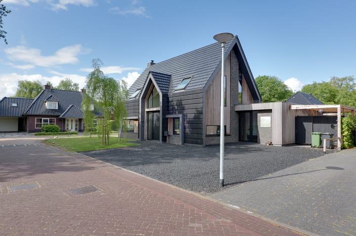 Foto 61 van Tiengastraat 14-A