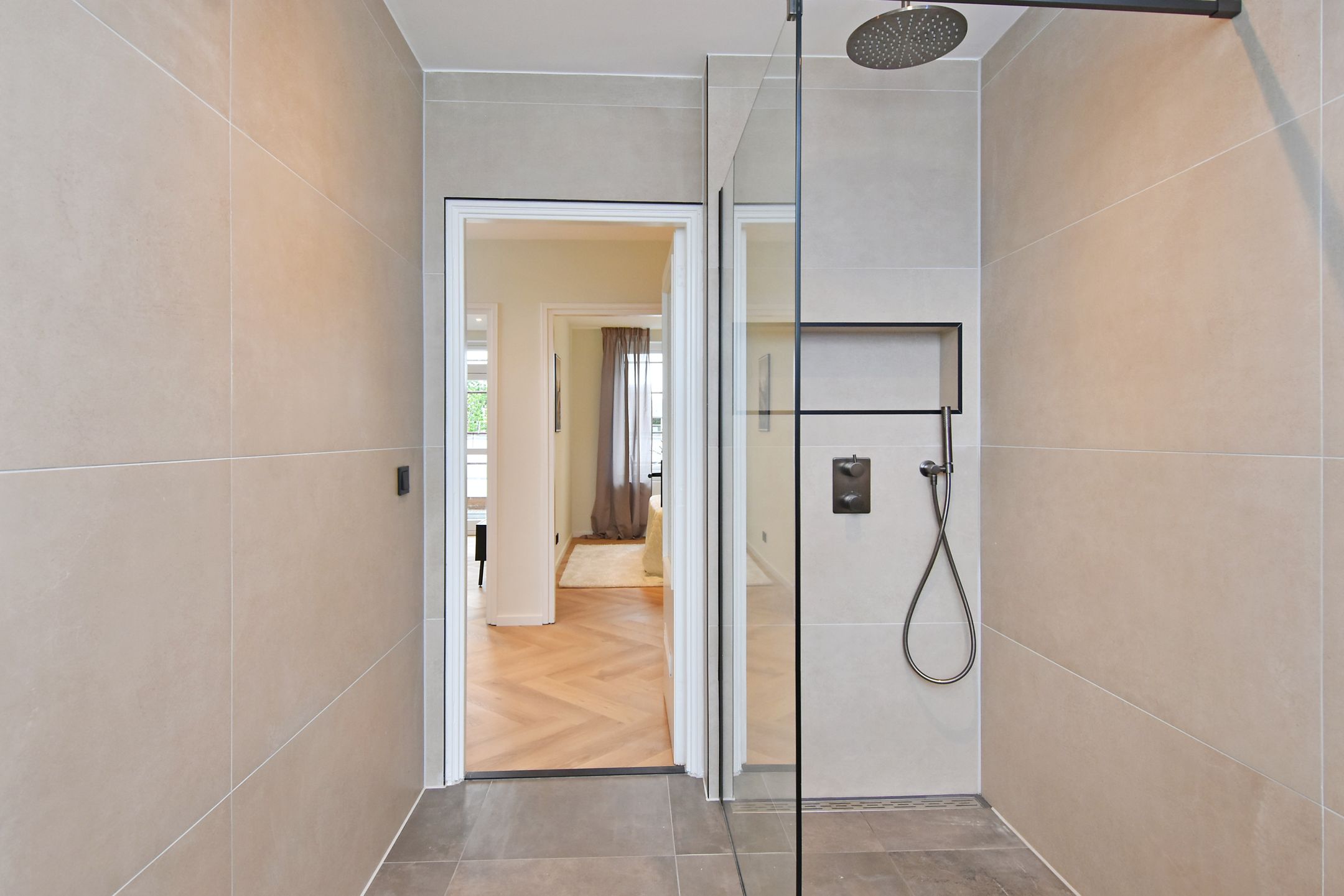 Foto 21 van Van Hoornbeekstraat 120