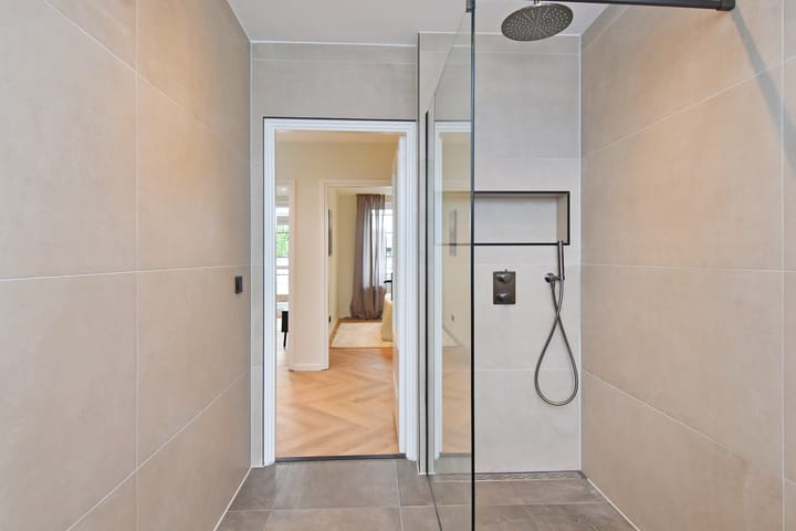 Foto 21 van Van Hoornbeekstraat 120